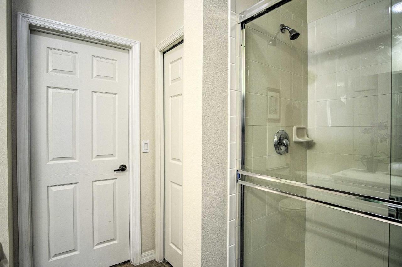 Quiet Condo With Balcony About 2 Miles To Disney World! Orlando Kültér fotó
