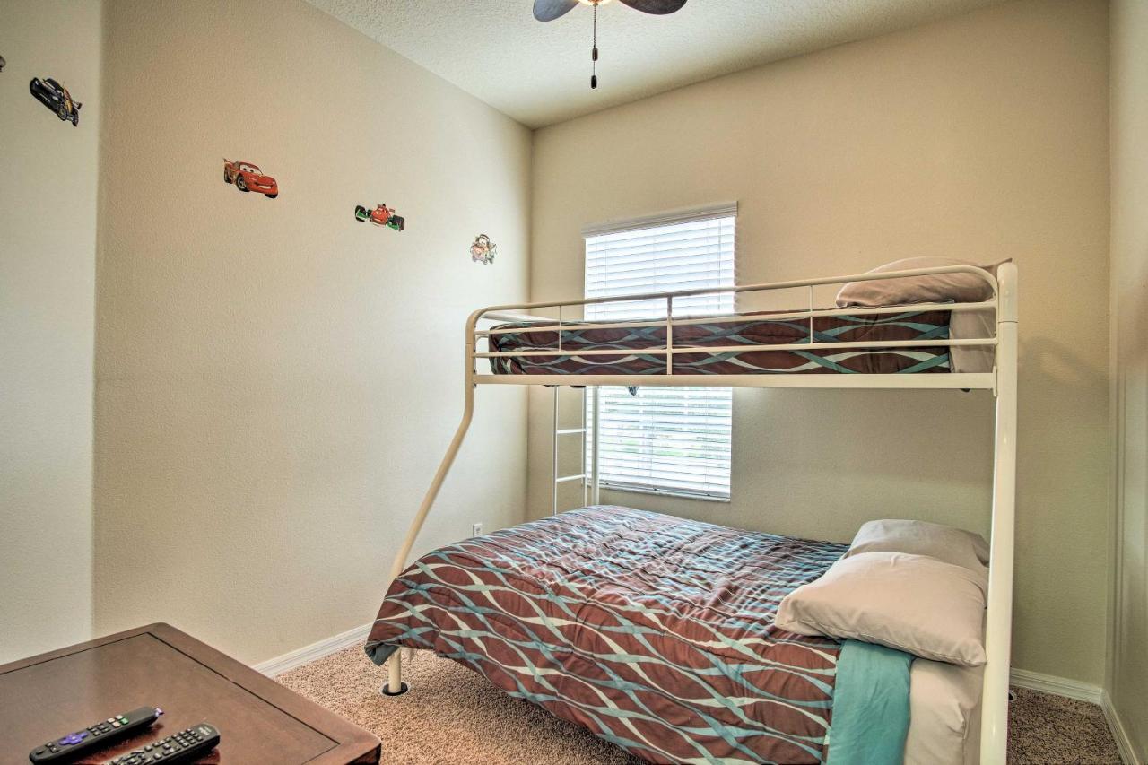 Quiet Condo With Balcony About 2 Miles To Disney World! Orlando Kültér fotó