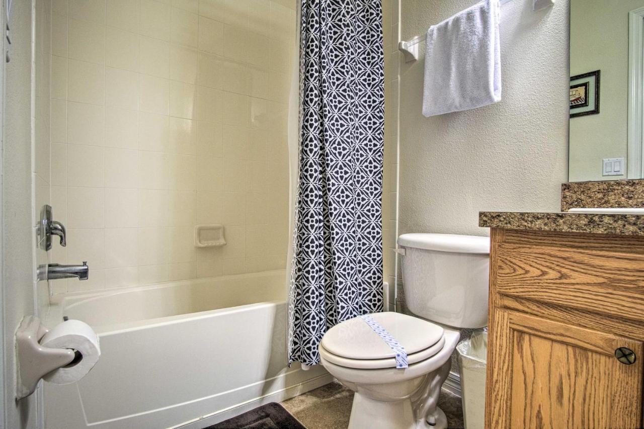 Quiet Condo With Balcony About 2 Miles To Disney World! Orlando Kültér fotó